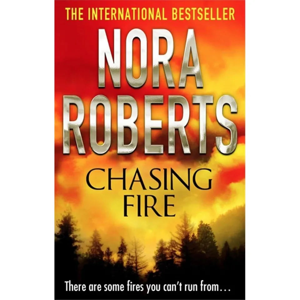 Nora Roberts 5 Books Collection Set (Whiskey Beach, The Witness, The Liar, The Collector, Chasing Fire)